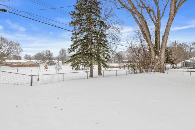 $350,000 | 3012 Aquila Avenue North, Crystal, MN 55427