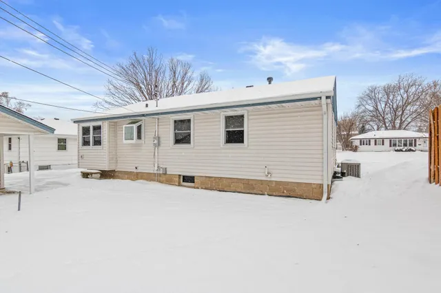 $350,000 | 3012 Aquila Avenue North, Crystal, MN 55427