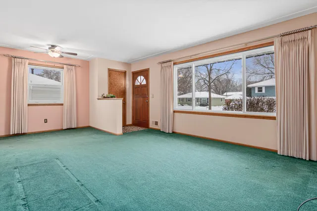 $350,000 | 3012 Aquila Avenue North, Crystal, MN 55427