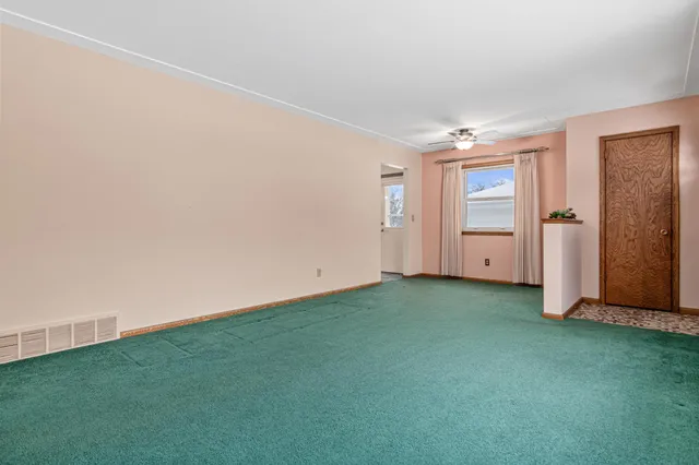 $350,000 | 3012 Aquila Avenue North, Crystal, MN 55427