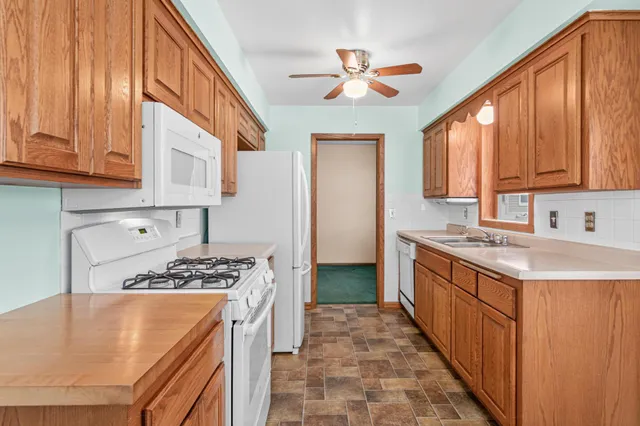 $350,000 | 3012 Aquila Avenue North, Crystal, MN 55427