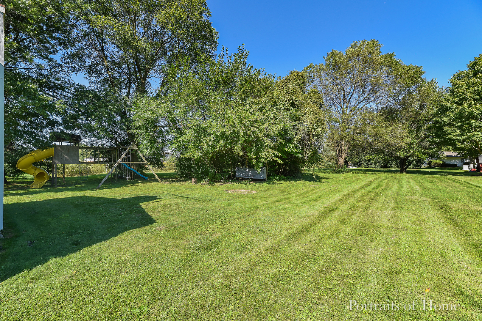 27W212 Bauer Road Naperville, IL 60563 - Photo 5 of 18
