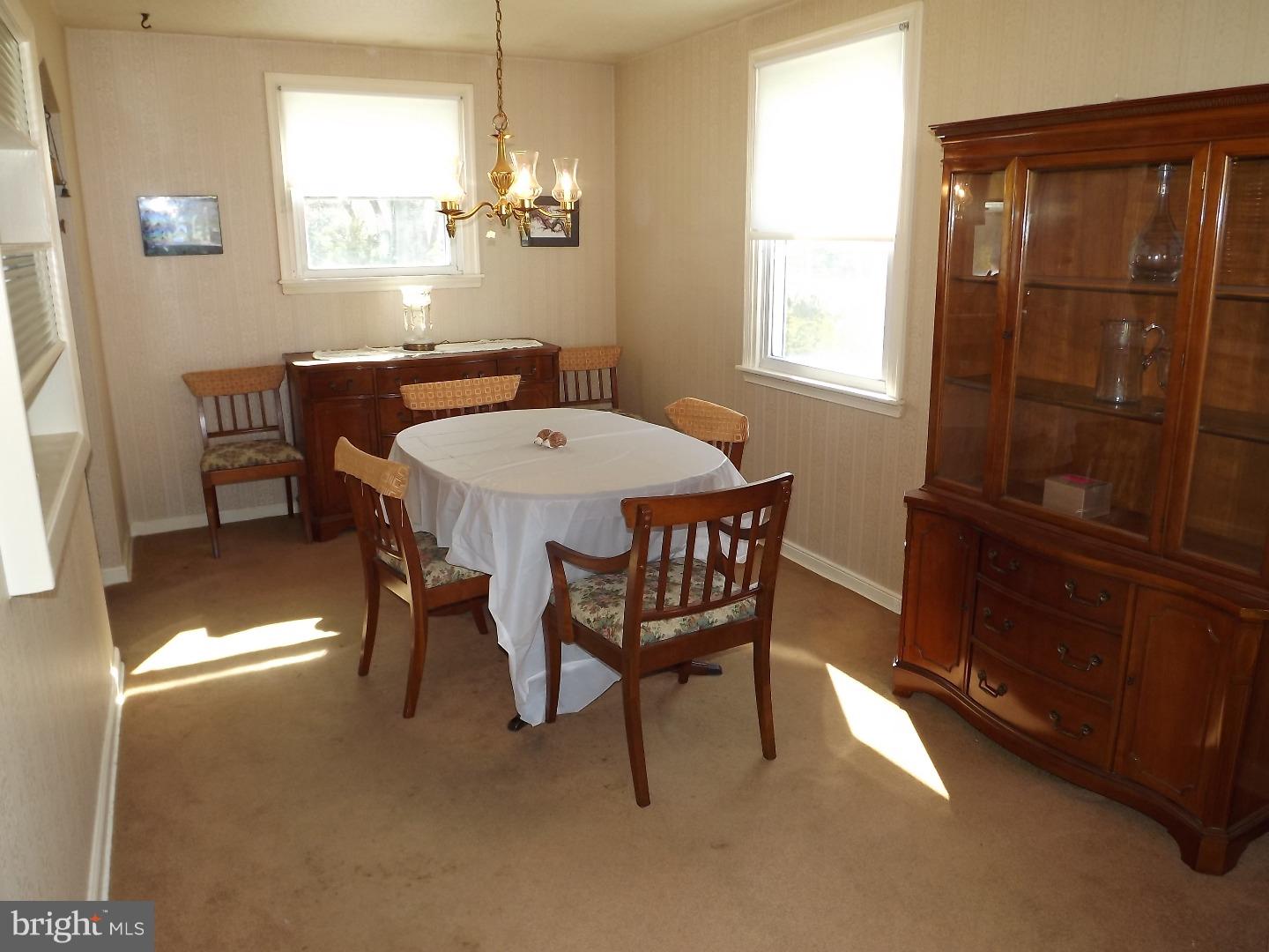 3822 Andrea Road Philadelphia, PA 19154 - Photo 8 of 23 Dining Room