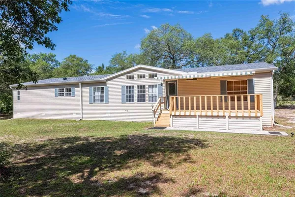 $400,000 | 14221 Hurricane Drive, Weeki Wachee, FL 34614