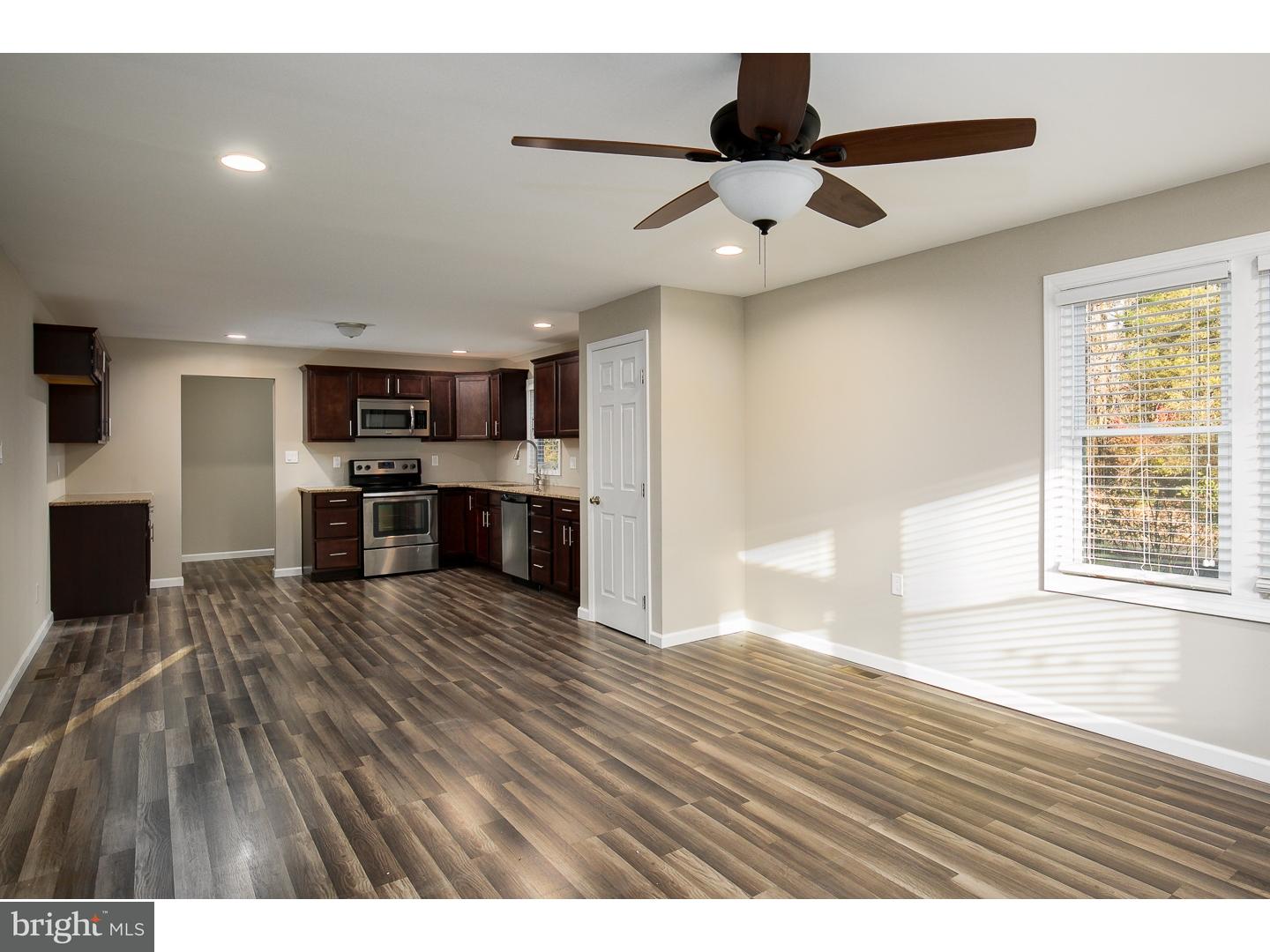 237 Ohio Avenue Clementon, NJ 08021 - Photo 6 of 19 Gallery Image 6