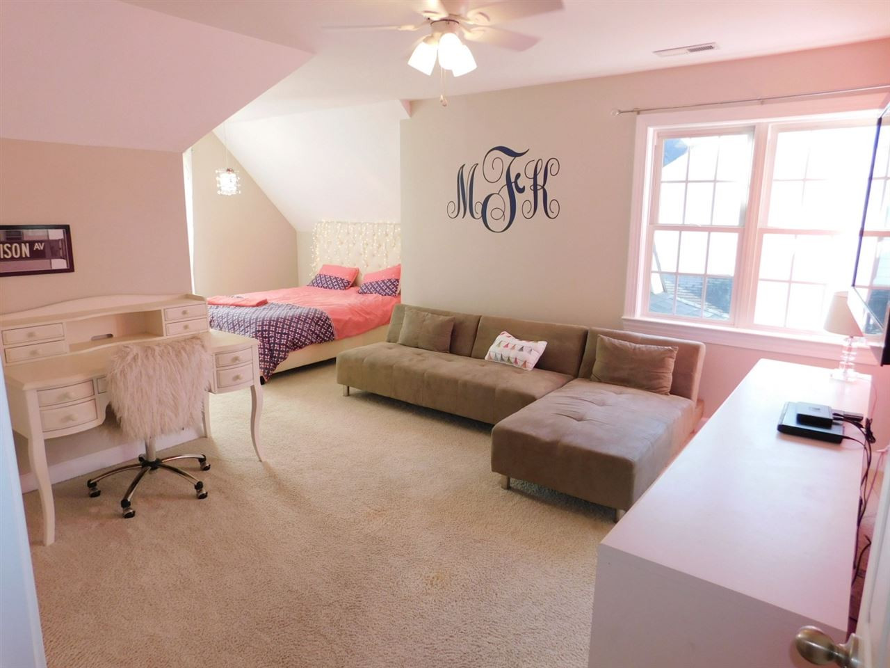 9247 Shallcross Way Raleigh, NC 27617 - Photo 17 of 25 Photo 17