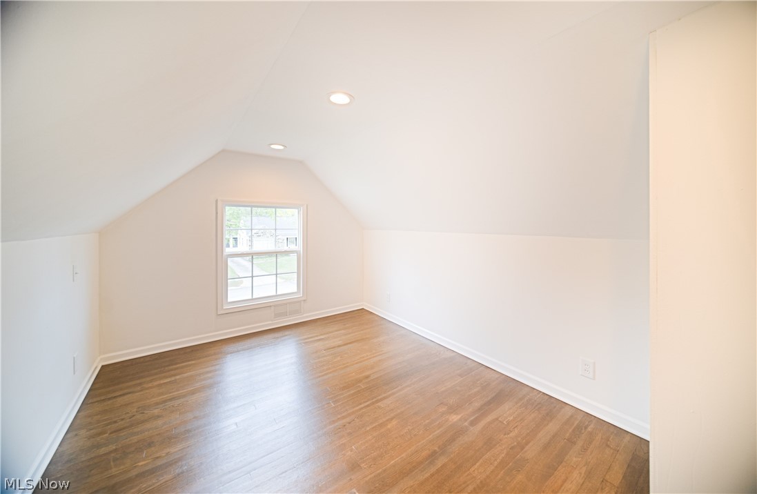 4070 Colony Road South Euclid, OH 44121 - Photo 8 of 26