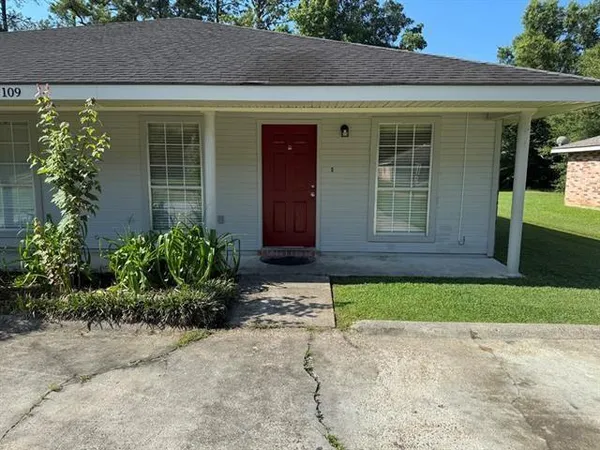 $1,050 | 109 Mallard Drive, Unit B, Hammond, LA 70401