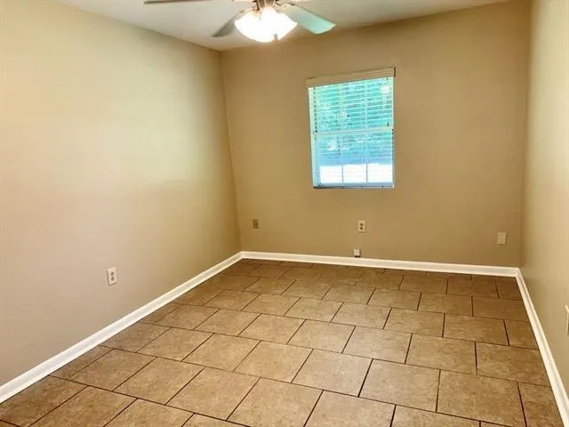 $1,100 | Undisclosed Address, Hammond, LA 70401