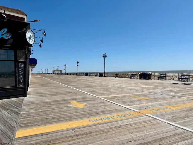 $429,000 | 875 Plymouth Place, Unit 33, Ocean City, NJ 08226