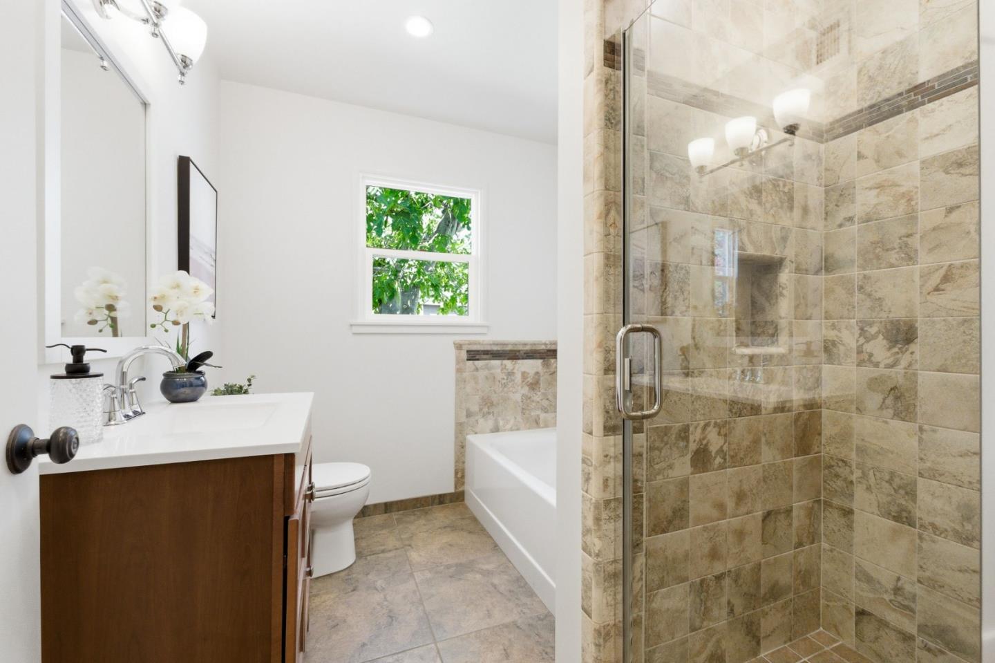 2351 Louis Road Palo Alto, CA 94303 - Photo 21 of 42