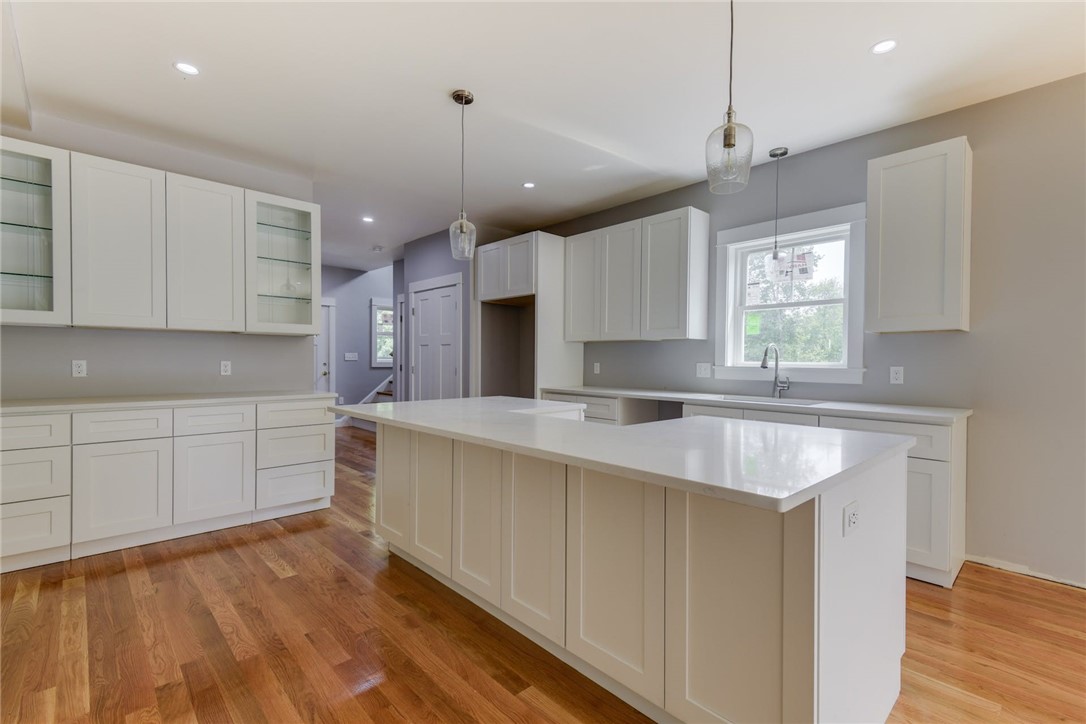 1336 North Main Road Jamestown, RI 02835 - Photo 5 of 37
