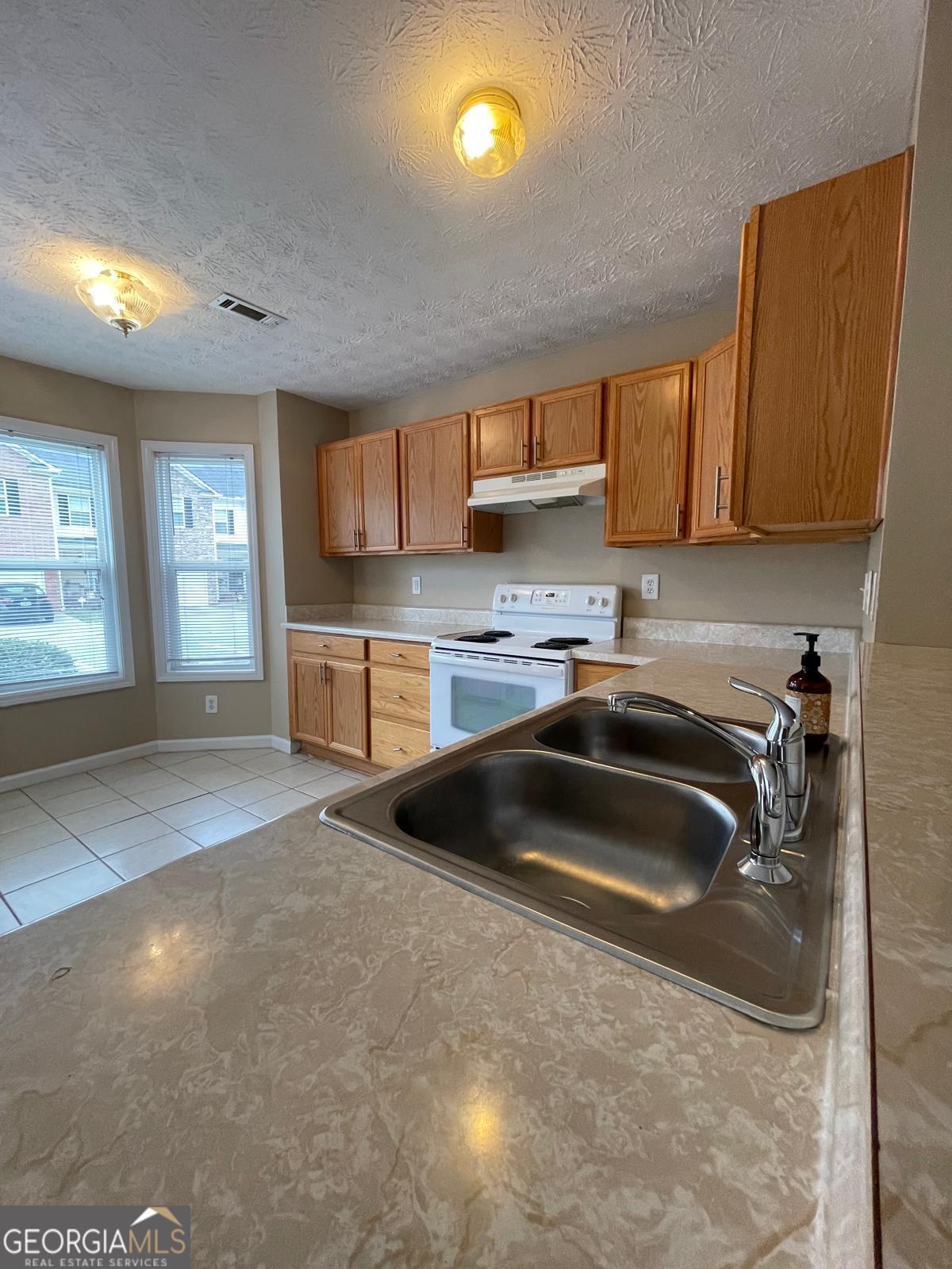 2962 Stonecrest Lane Lithonia, GA 30038 - Photo 7 of 27