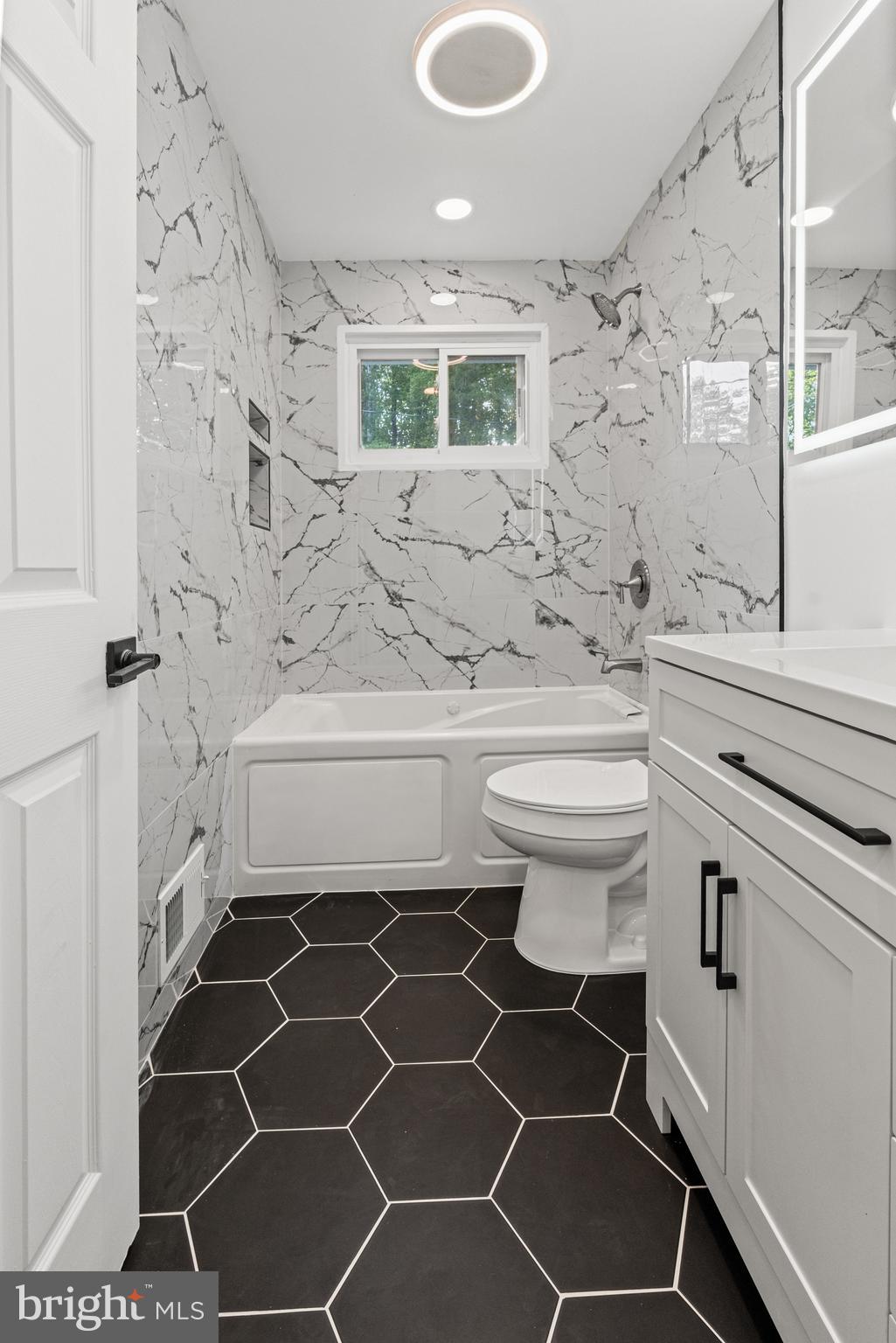 3311 Southgreen Road Baltimore, MD 21244 - Photo 19 of 34