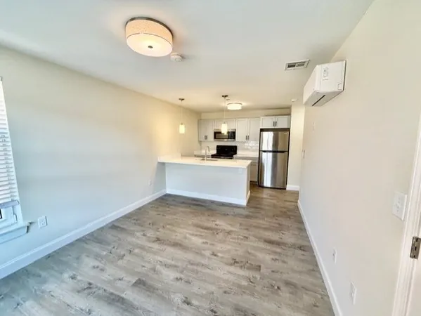 $2,495 | 882 Massachusetts Avenue, Unit 3C, Arlington, MA 02476