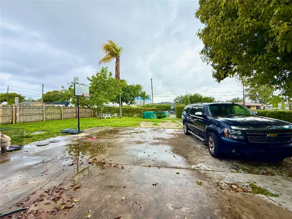 $3,000 | 597 Northwest 69th Street, Miami, FL 33150
