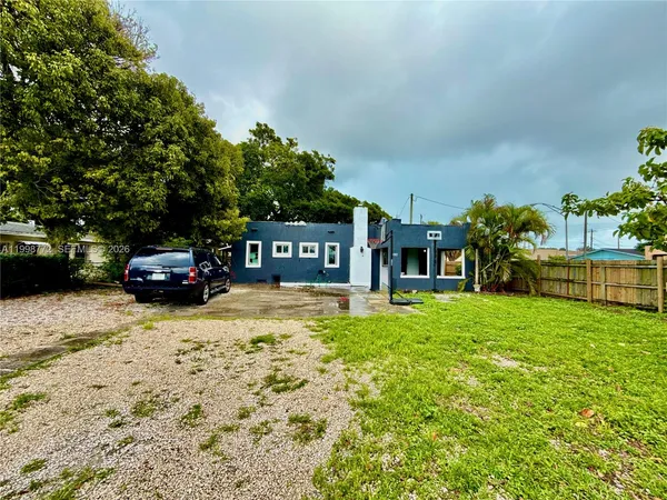 $3,000 | 597 Northwest 69th Street, Miami, FL 33150