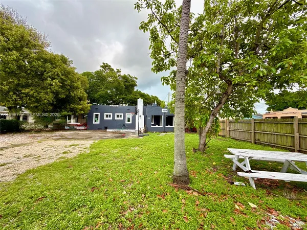 $3,000 | 597 Northwest 69th Street, Miami, FL 33150