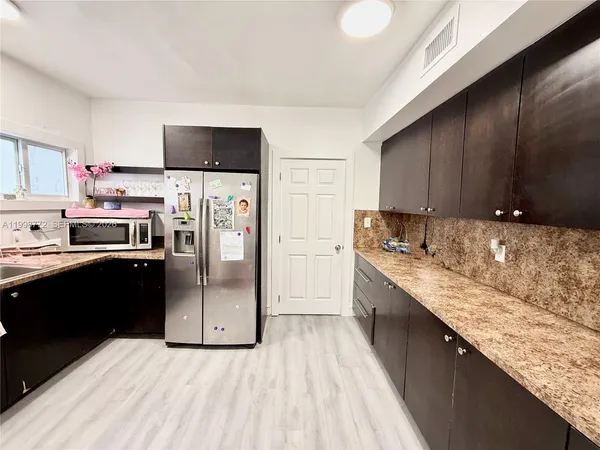 $3,000 | 597 Northwest 69th Street, Miami, FL 33150