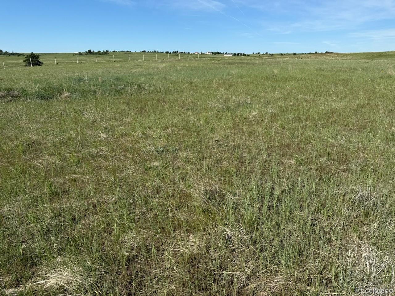 35501 Cheyenne Trail Elizabeth, CO 80107 - Photo 4 of 17 a view of an ocean beach
