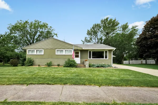 $299,900 | 1602 Dury Court, Eau Claire, WI 54703