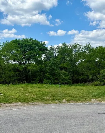 $64,900 | 307 Mary Beth Drive, Butler, PA 16001
