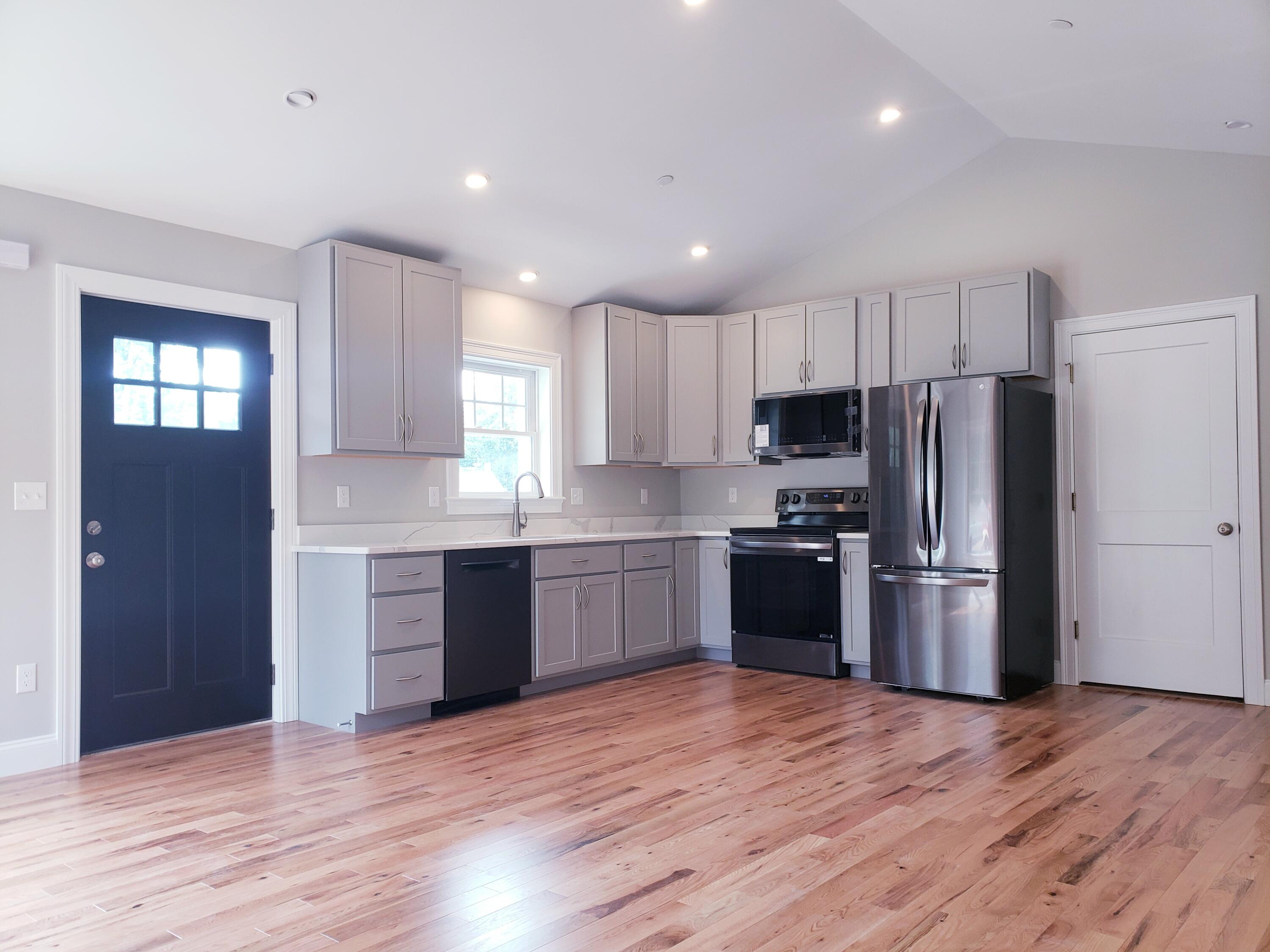 10 Heritage Way, Unit 20 Saco, ME 04072 - Photo 17 of 46 20240709_173805