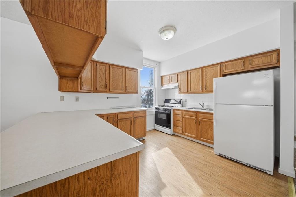 421 Kirk Avenue Pittsburgh, PA 15227 - Photo 10 of 32 Gallery Image 10