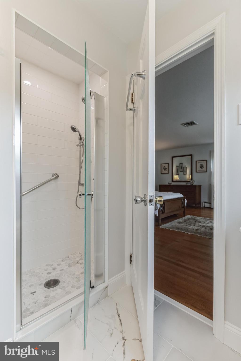 501 Oakbourne Road West Chester, PA 19382 - Photo 29 of 44 Beautiful Stall Shower
