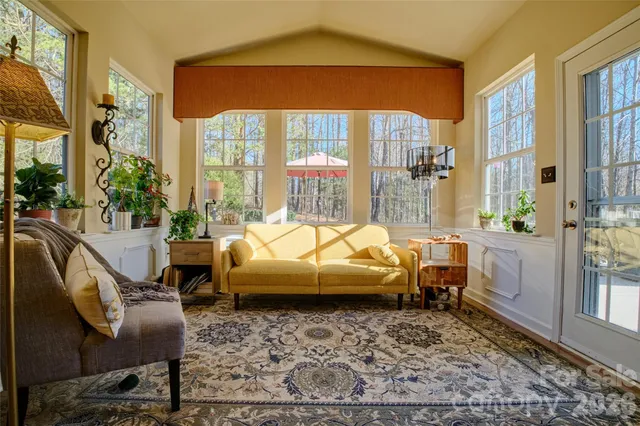 $529,000 | 921 High Glenn Court, Lake Wylie, SC 29710