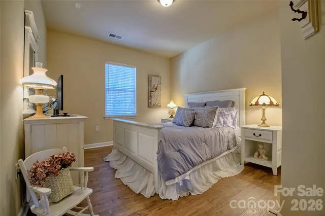 $529,000 | 921 High Glenn Court, Lake Wylie, SC 29710