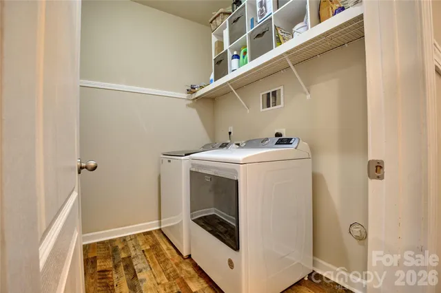 $529,000 | 921 High Glenn Court, Lake Wylie, SC 29710