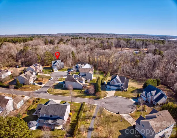 $529,000 | 921 High Glenn Court, Lake Wylie, SC 29710