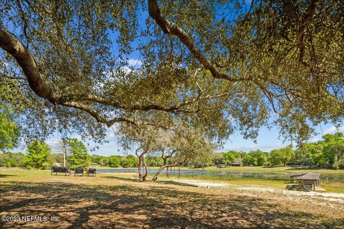 256 Swan Lake Road Melrose, FL 32666 - Photo 34 of 42 08-JWLeePhoto-5484