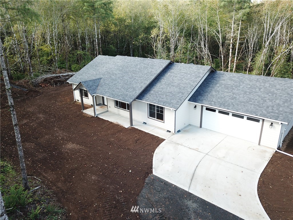 41 Alfredson Road Oakville, WA 98568 - Photo 1 of 24 Gallery Image 1