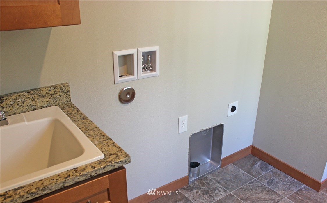 41 Alfredson Road Oakville, WA 98568 - Photo 16 of 24 Gallery Image 16