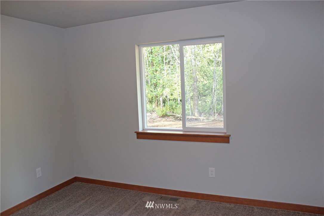41 Alfredson Road Oakville, WA 98568 - Photo 23 of 24 Gallery Image 23