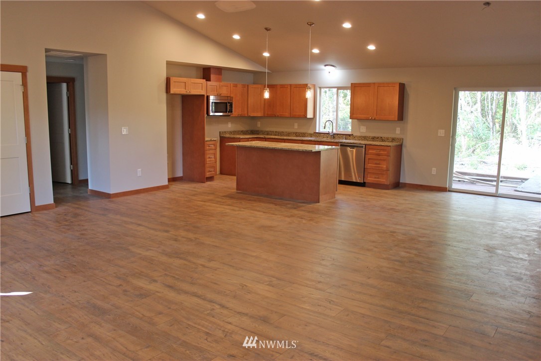 41 Alfredson Road Oakville, WA 98568 - Photo 9 of 24 Gallery Image 9