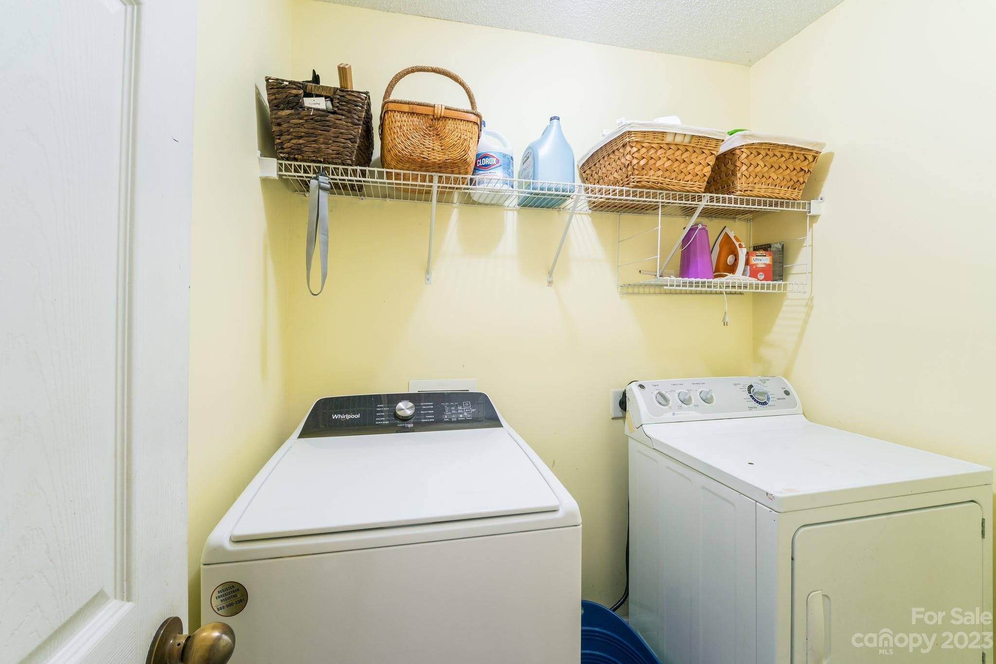 513 Red Oak Court Tega Cay, SC 29708 - Photo 16 of 21 a utility room with dryer and washer