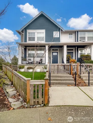 $950,000 | 6830 31st Avenue Southwest, Seattle, WA 98126