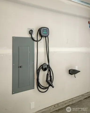 $950,000 | 6830 31st Avenue Southwest, Seattle, WA 98126