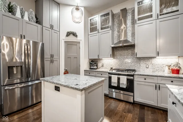 $549,900 | 1321 Hoyt Avenue, Indianapolis, IN 46203