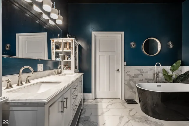 $549,900 | 1321 Hoyt Avenue, Indianapolis, IN 46203