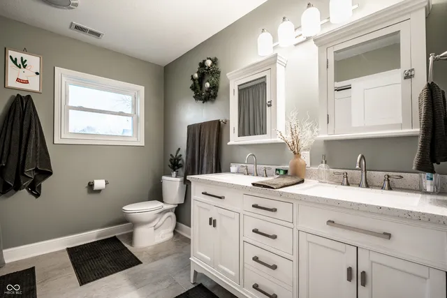 $549,900 | 1321 Hoyt Avenue, Indianapolis, IN 46203