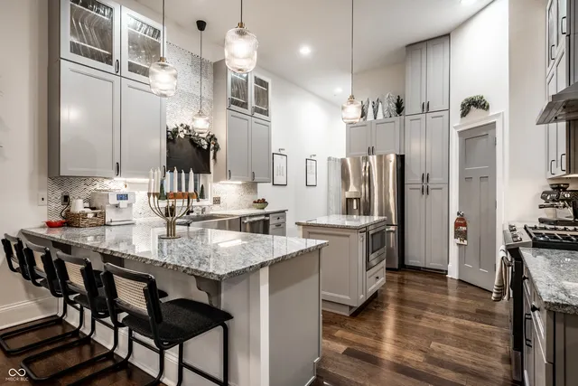 $549,900 | 1321 Hoyt Avenue, Indianapolis, IN 46203