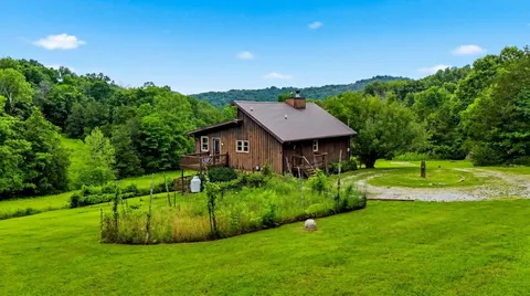 $1,249,900 | 427 Adams Road, Watertown, TN 37184