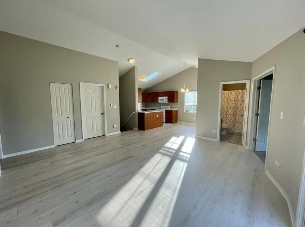 2919 Rutland Circle, Unit 204 Naperville, IL 60564 - Photo 2 of 11