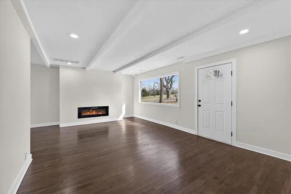 $250,000 | 604 East 164th Terrace, Belton, MO 64012