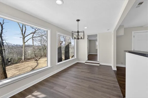 $250,000 | 604 East 164th Terrace, Belton, MO 64012