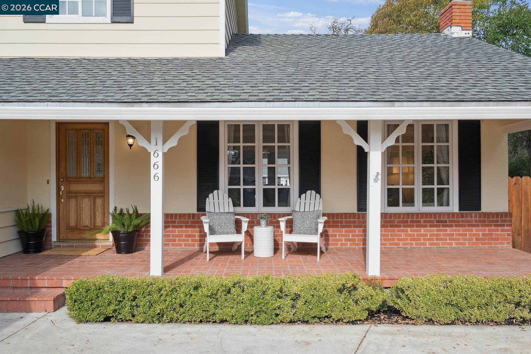 1666 Foothill Park Circle Lafayette, CA 94549 - Photo 4 of 28